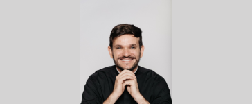 Non Stop estreia “Pecado É Não Rir”: um espetáculo que mistura fé, humor e crítica social. (CRÉDITOS: RAFAEL STRABELLI)