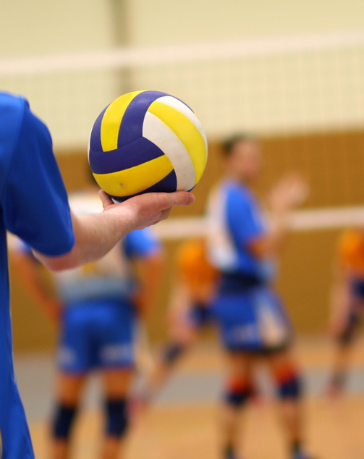 O voleibol como escola de liderança e trabalho em equipe no mundo dos negócios inspira estratégias além das quadras. Conteúdo de Alfredo Moreira Filho.